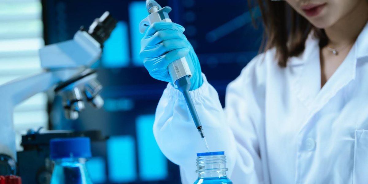 How to Choose a Central Lab for Your Clinical Trial